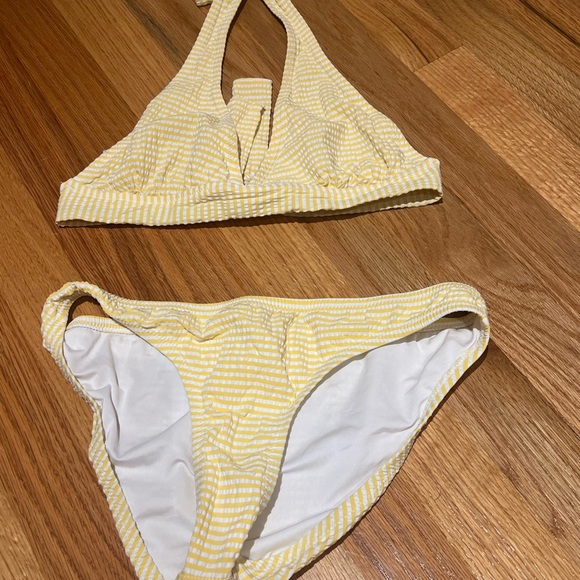 2 XS jcrew bikini sets - Picture 6 of 9